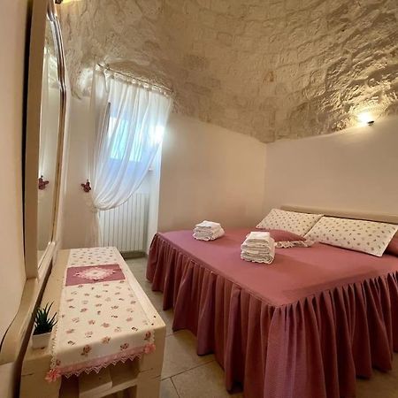 Valle D'Itria Trullo Sovrano Sul Monte Cisternino Exterior photo