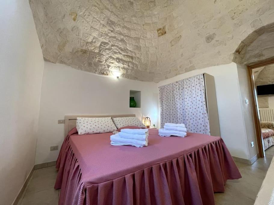 Valle D'Itria Trullo Sovrano Sul Monte Cisternino Exterior photo